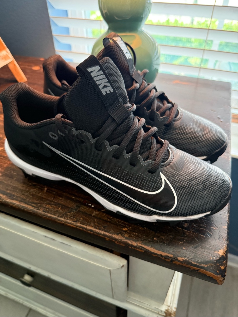 Men’s Nike Vipor Shark 3 Football Cleats